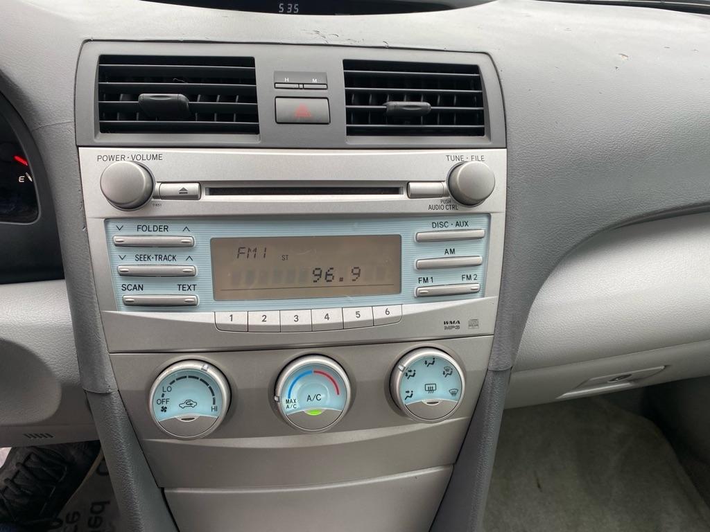 Toyota Camry  2009