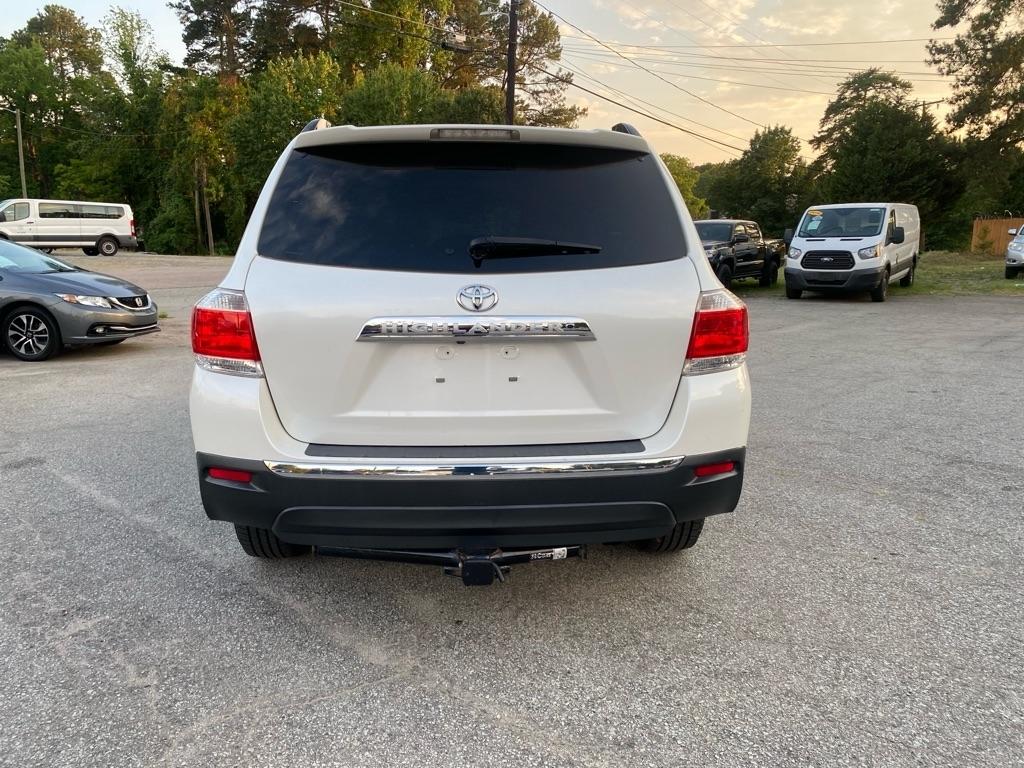 Toyota Highlander  2011
