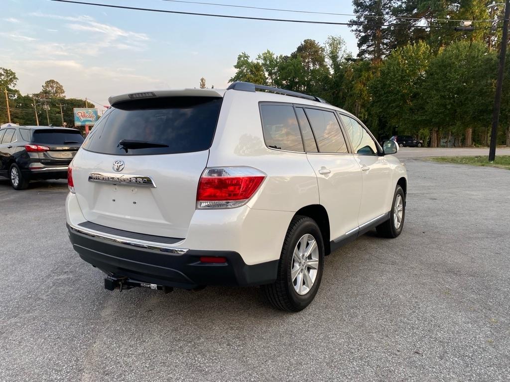 Toyota Highlander  2011