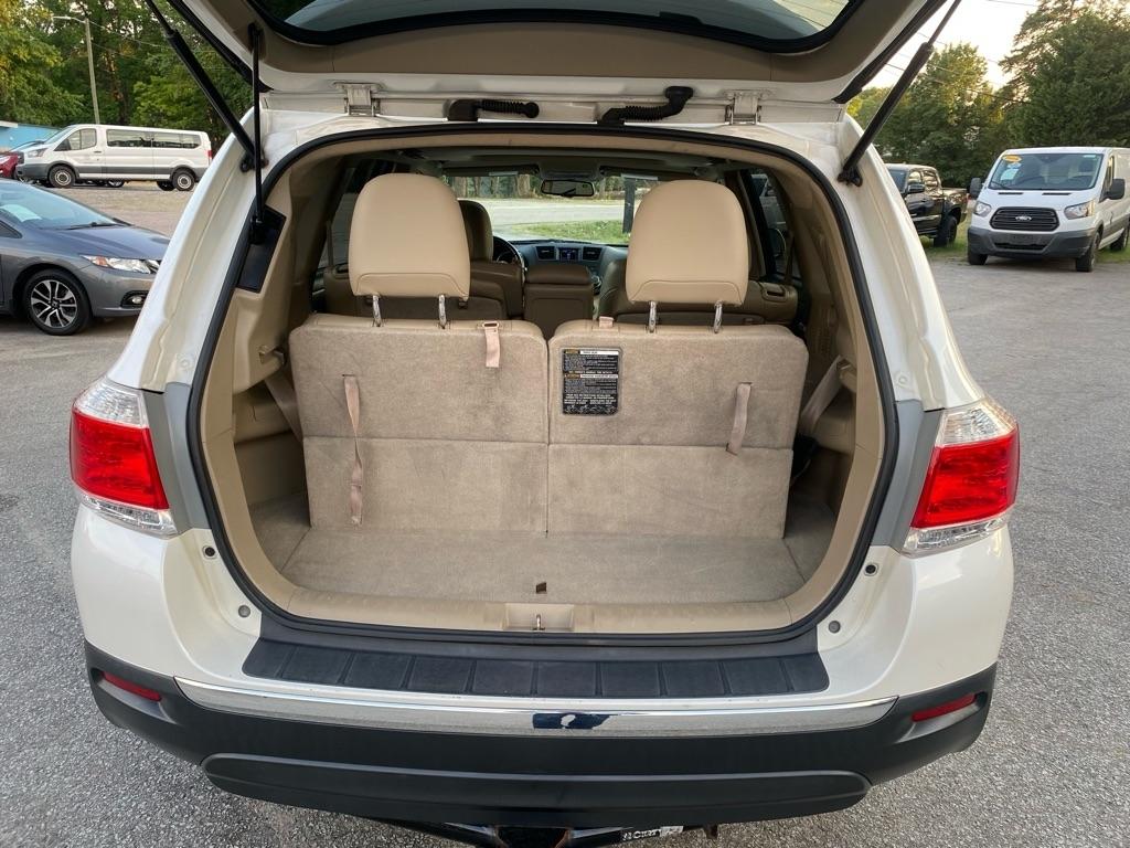 Toyota Highlander  2011