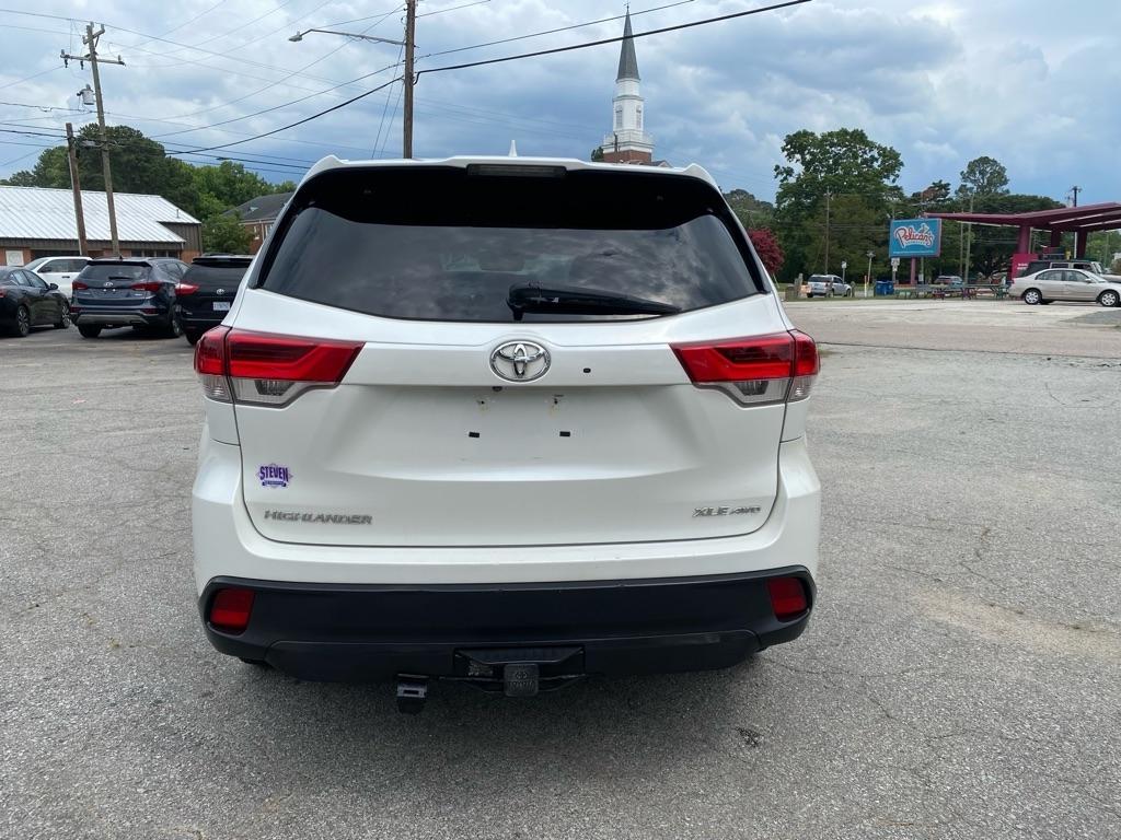 Toyota Highlander  2018