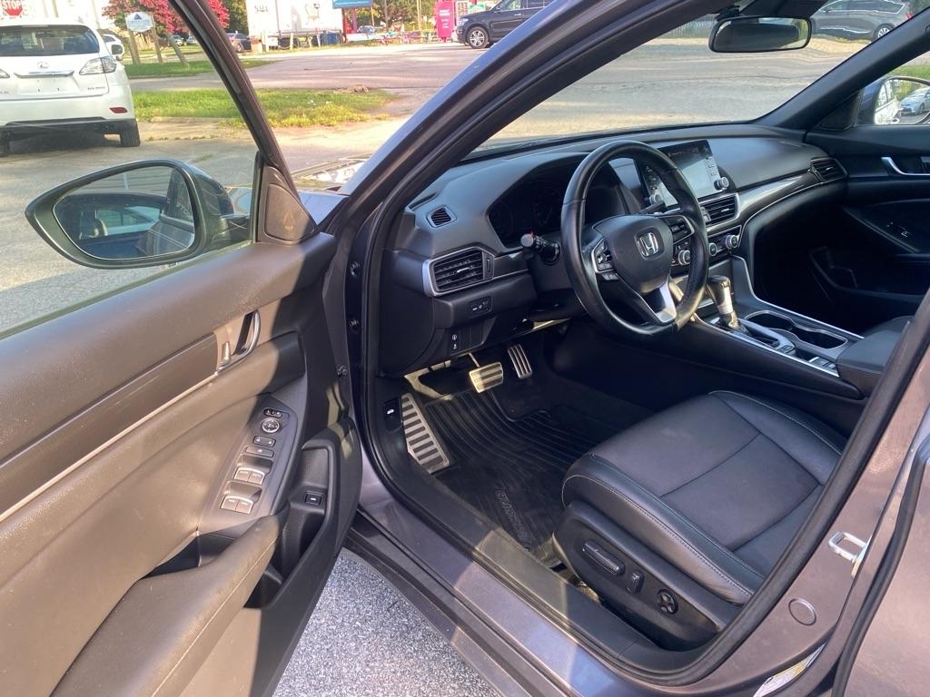 Honda Accord  2019