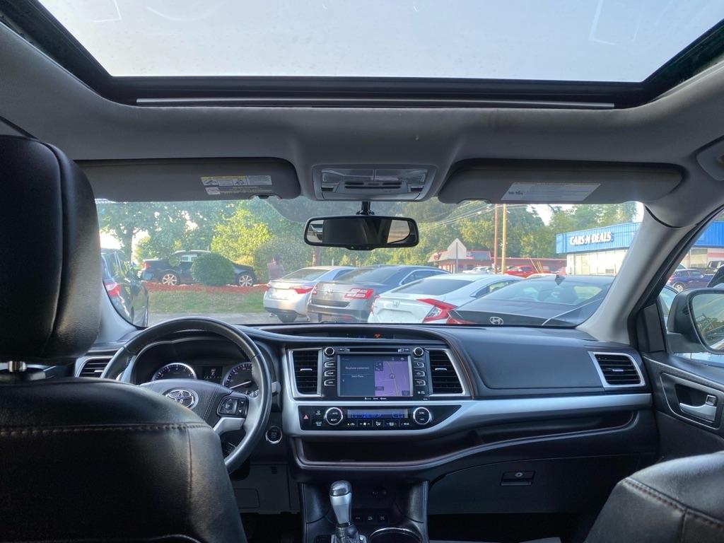 Toyota Highlander  2016