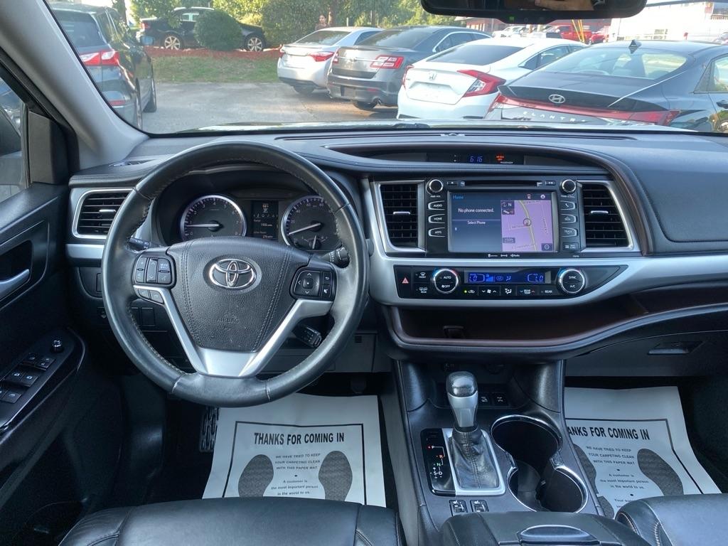 Toyota Highlander  2016