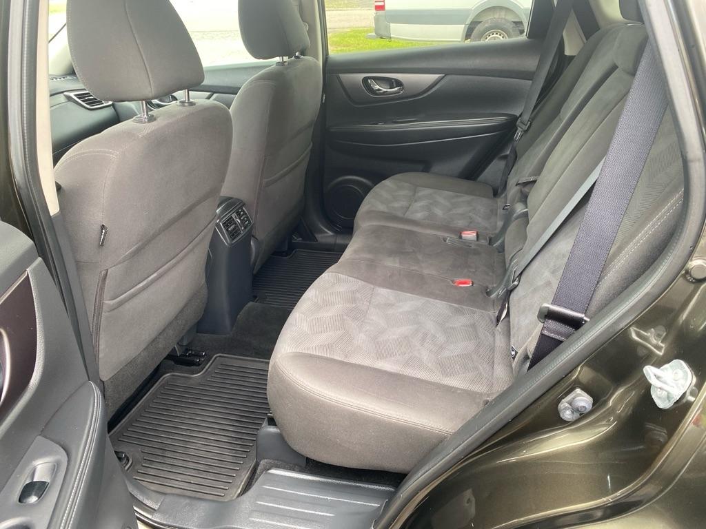 Nissan Rogue  2016
