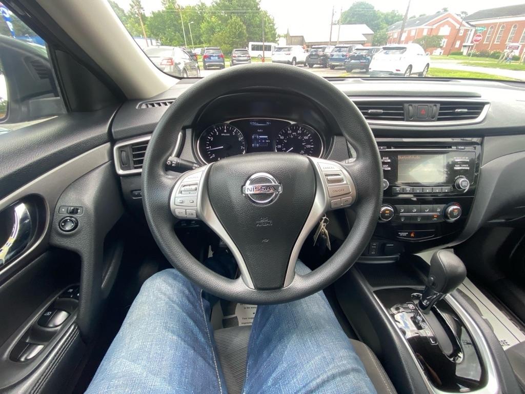 Nissan Rogue  2016