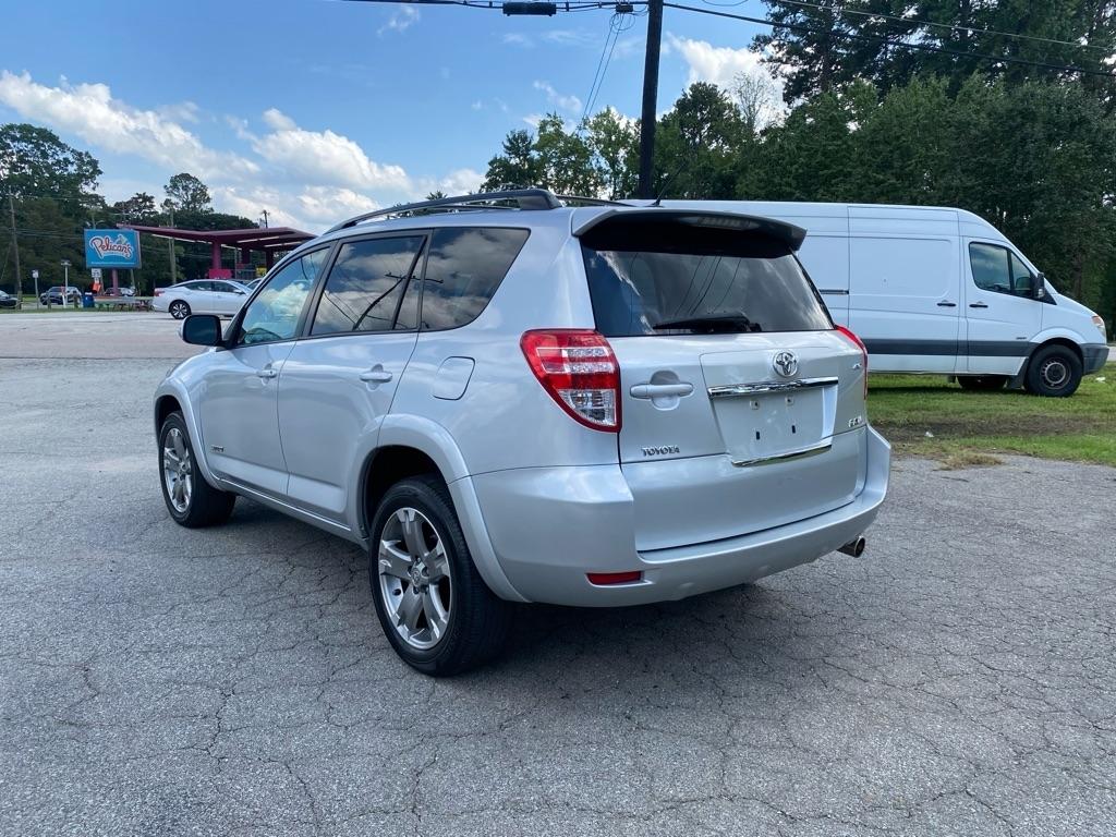 Toyota RAV4  2010