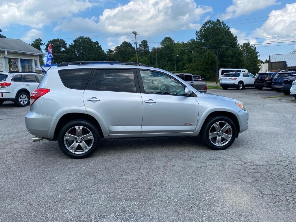 Toyota RAV4  2010