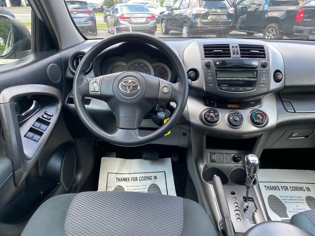 Toyota RAV4  2010