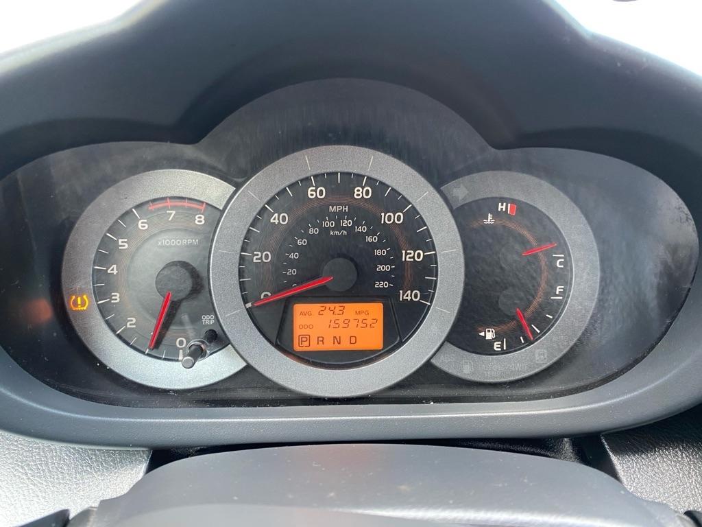 Toyota RAV4  2010
