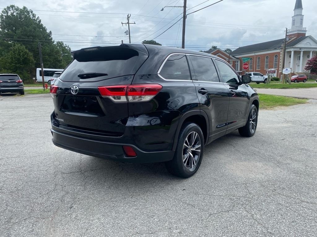 Toyota Highlander  2018