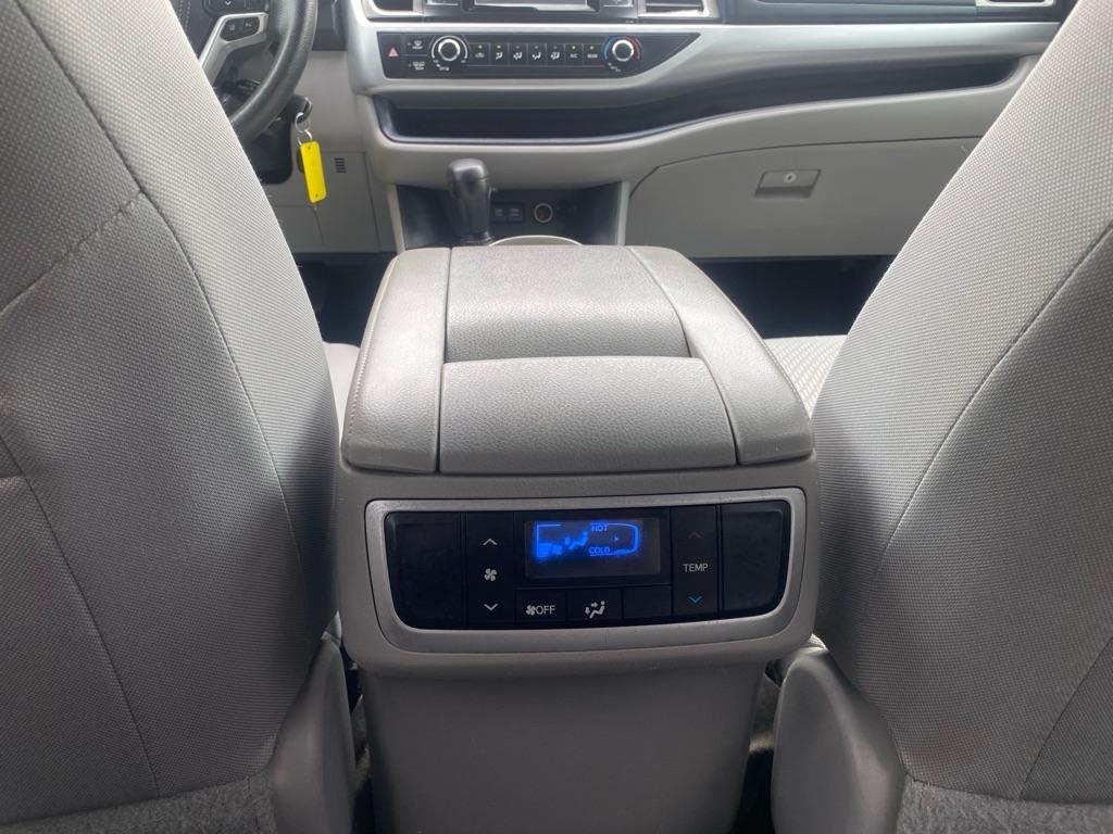 Toyota Highlander  2018