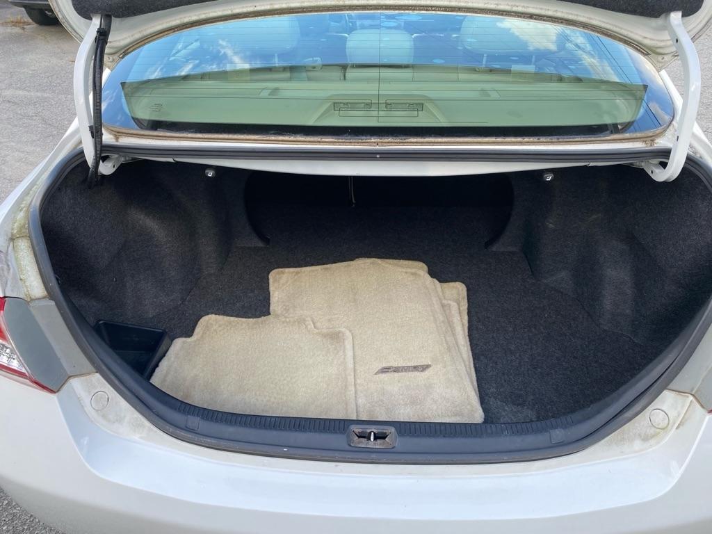 Toyota Camry  2010
