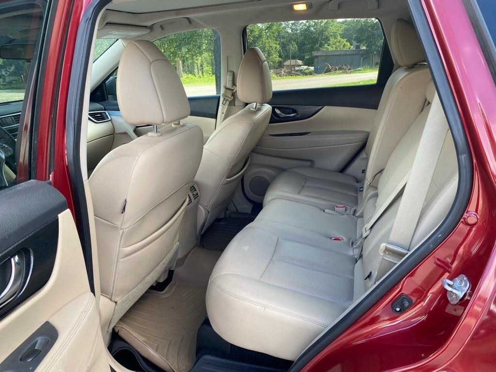 Nissan Rogue  2016