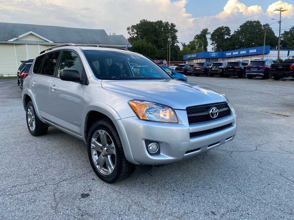 Toyota RAV4  2012