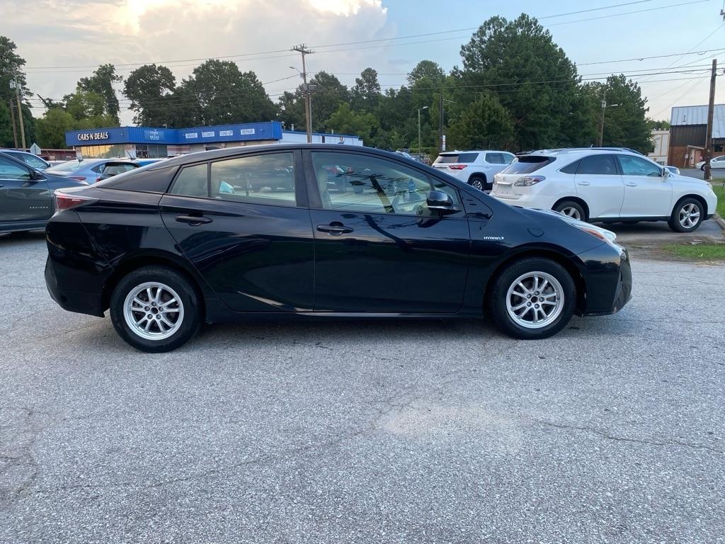Toyota Prius  2016