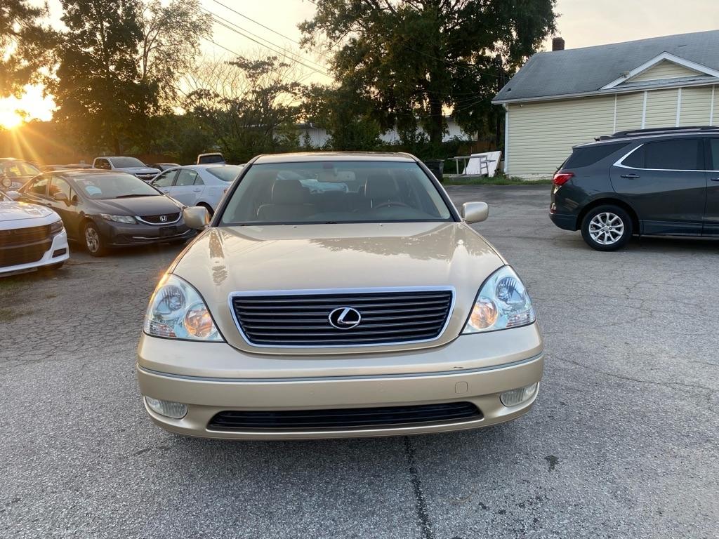 Lexus LS 430  2002