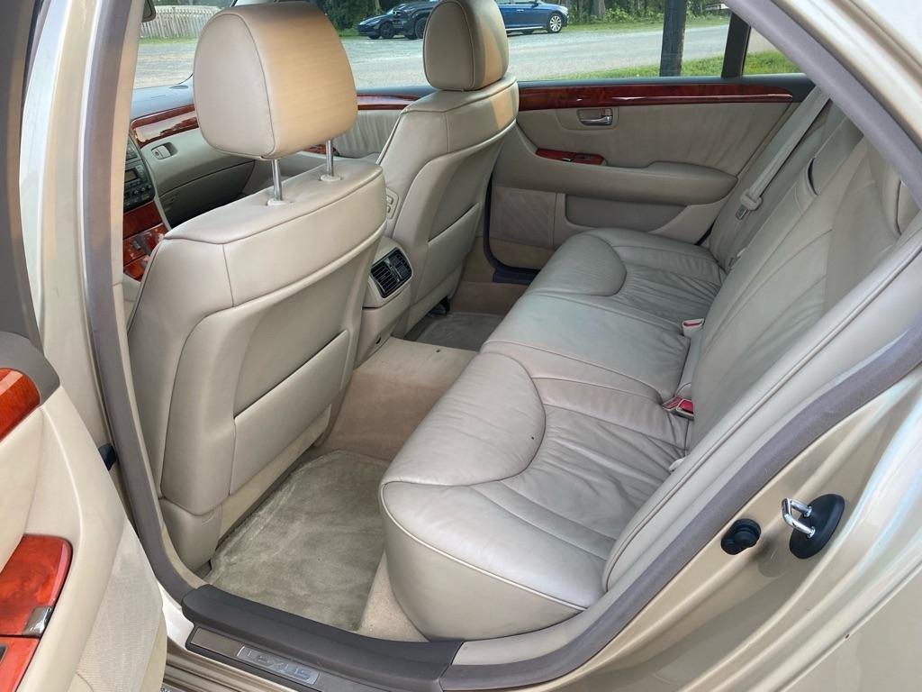 Lexus LS 430  2002