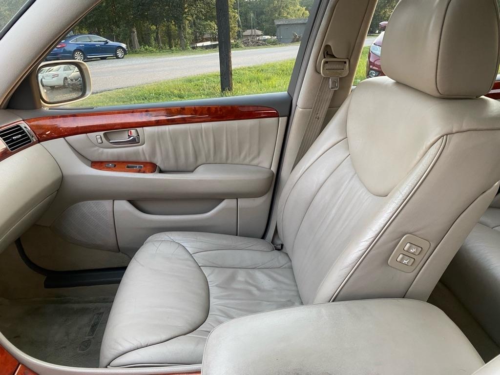 Lexus LS 430  2002