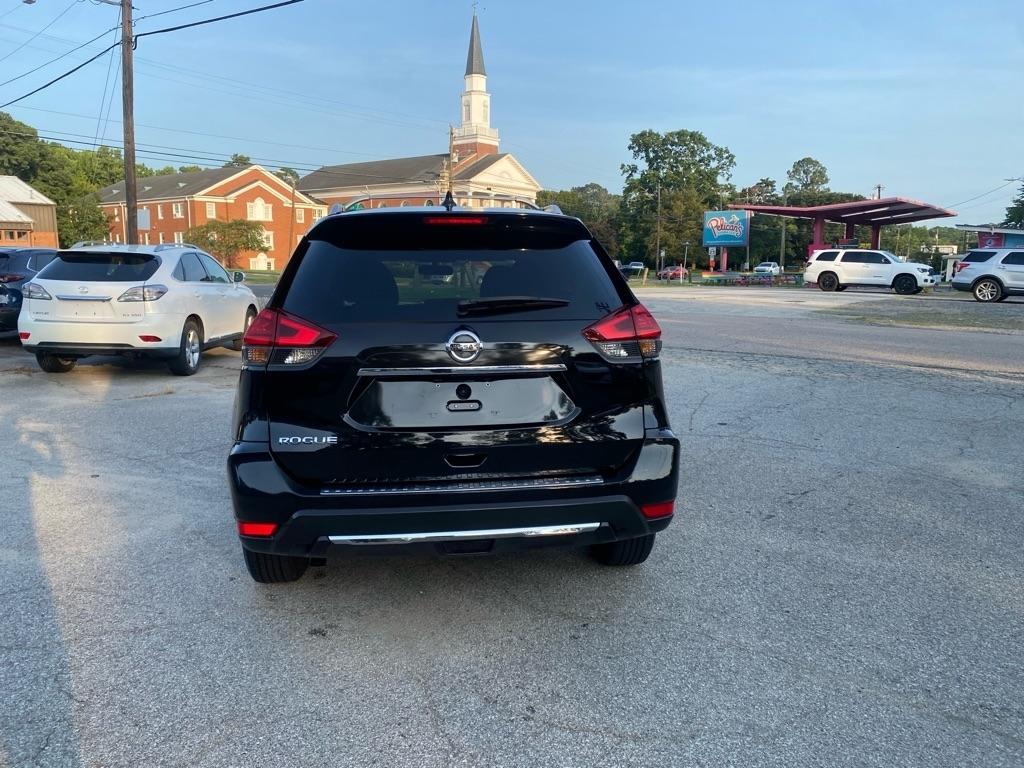 Nissan Rogue  2017