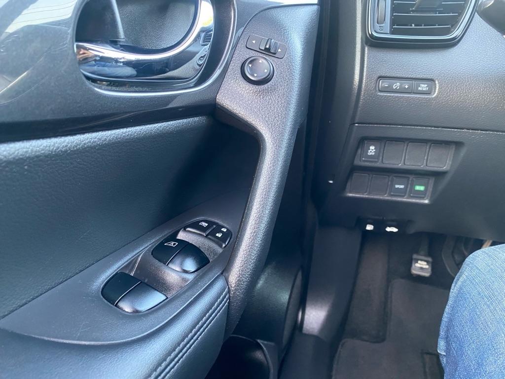 Nissan Rogue  2017