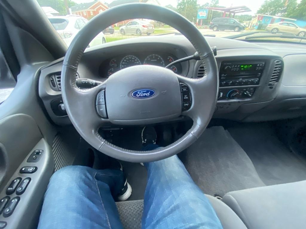 Ford F-150  2003