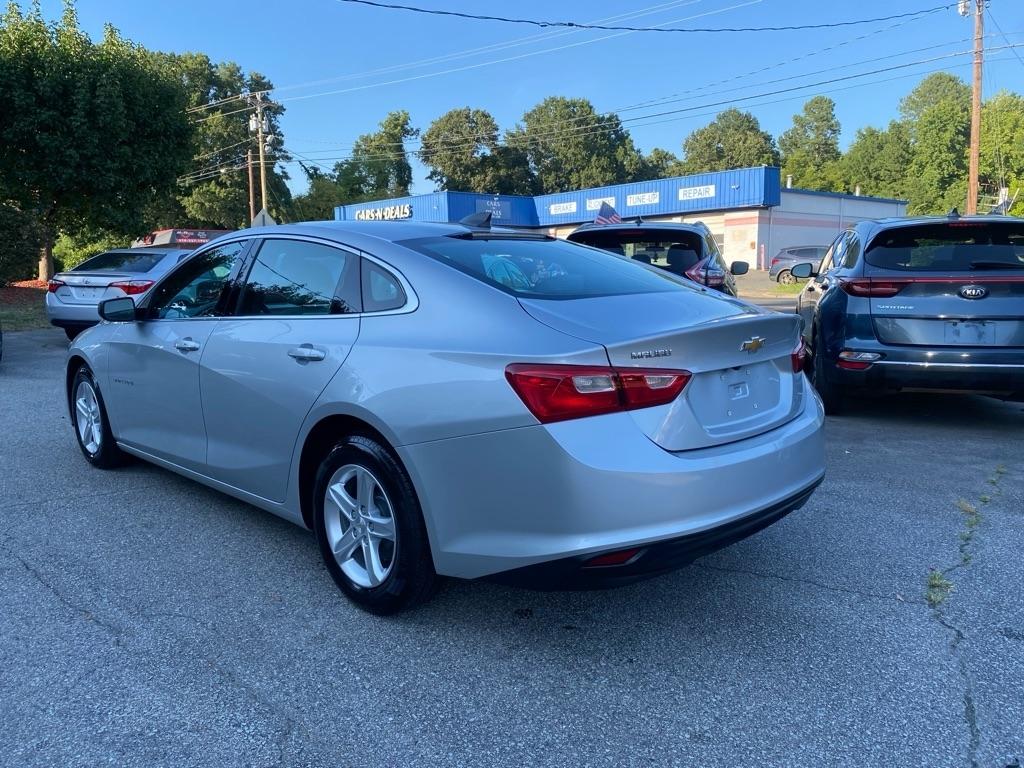 Chevrolet Malibu  2022
