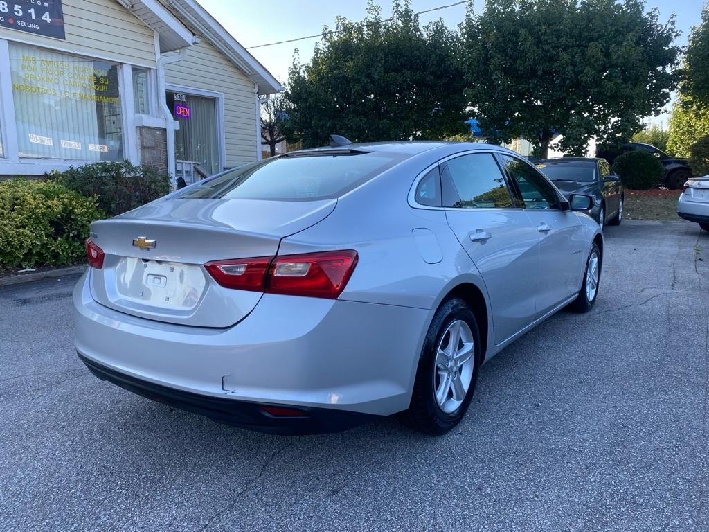 Chevrolet Malibu  2022