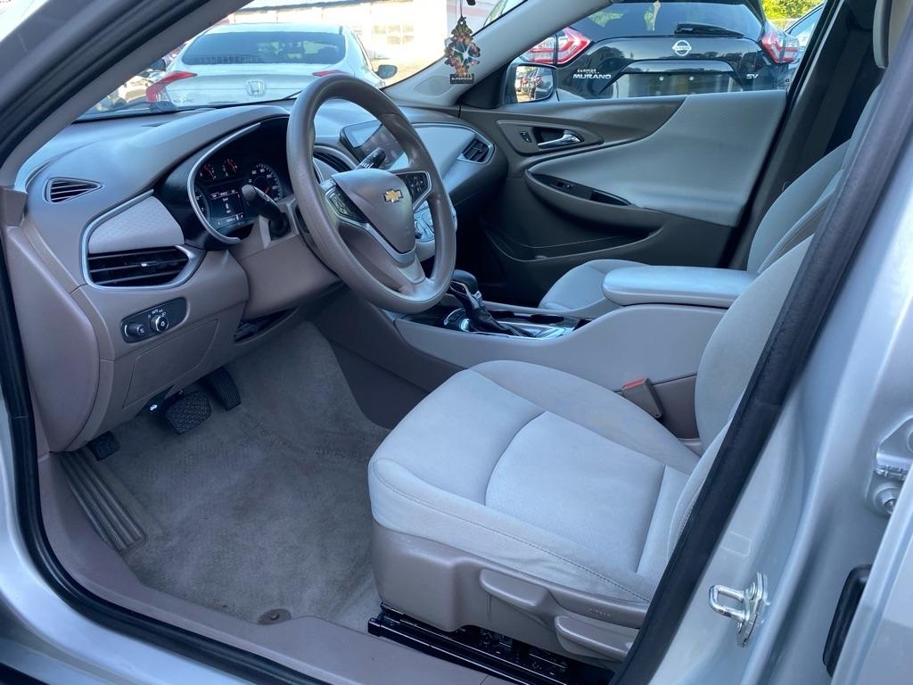 Chevrolet Malibu  2022