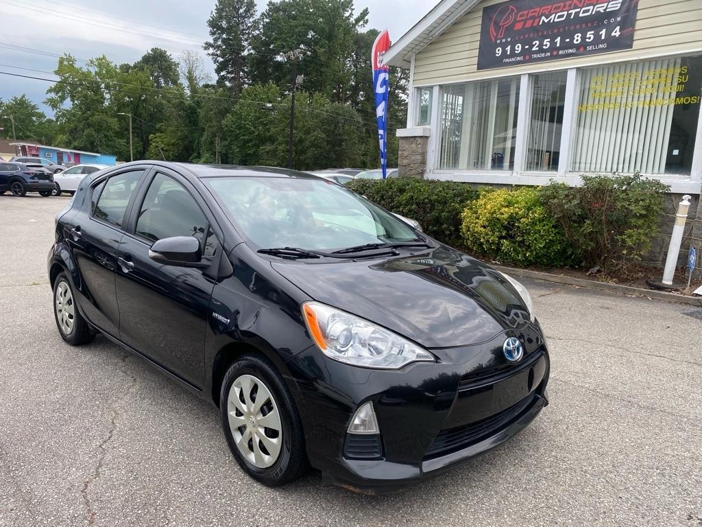 Toyota Prius c  2014