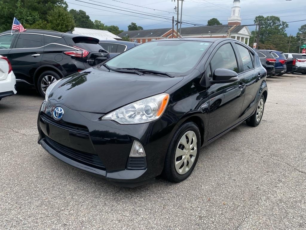 Toyota Prius c  2014