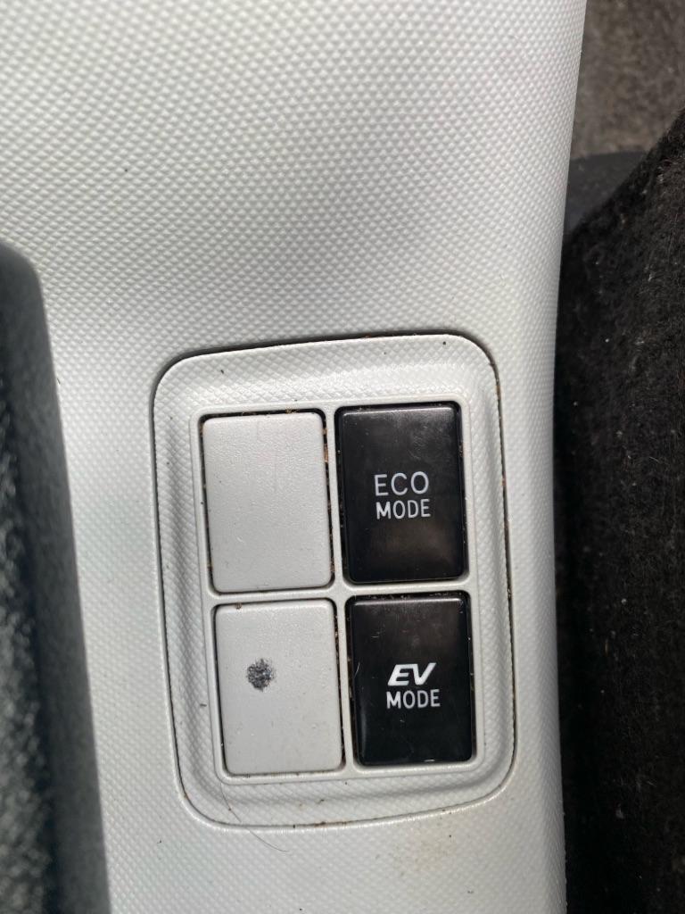 Toyota Prius c  2014
