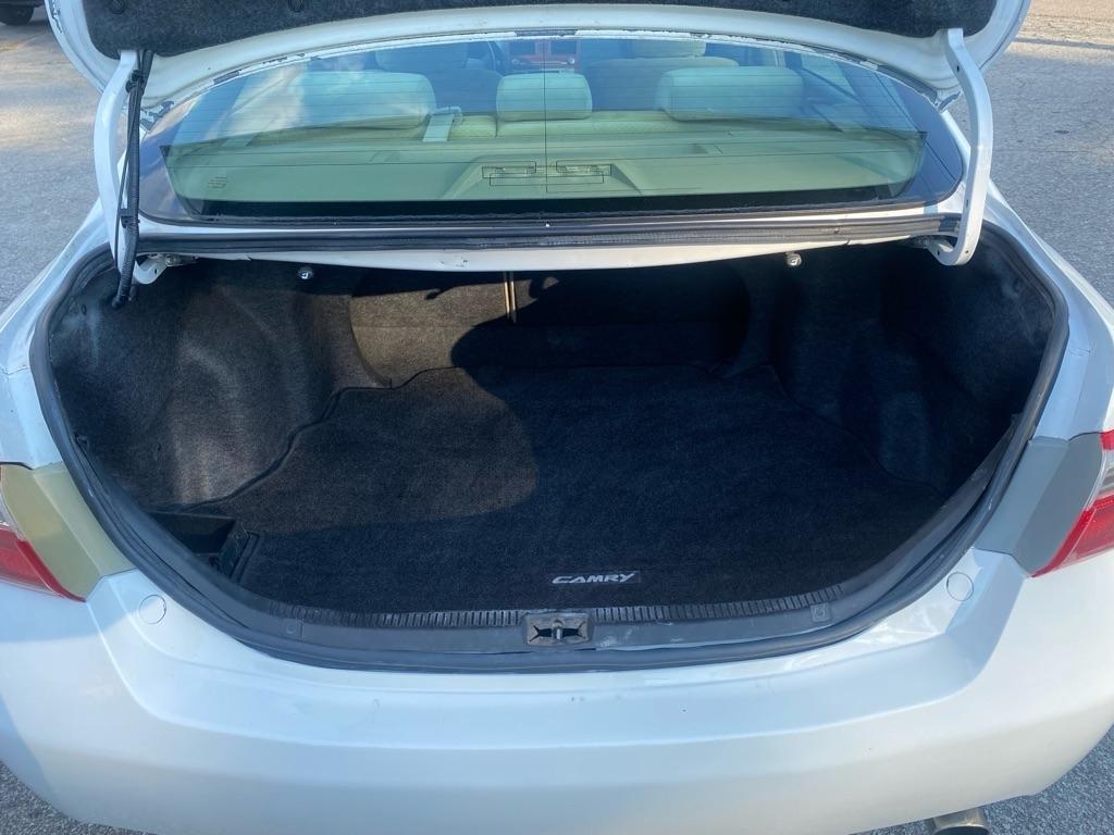 Toyota Camry  2009