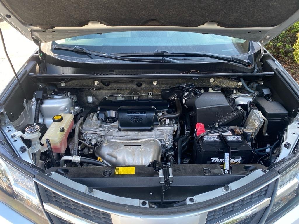 Toyota RAV4  2014