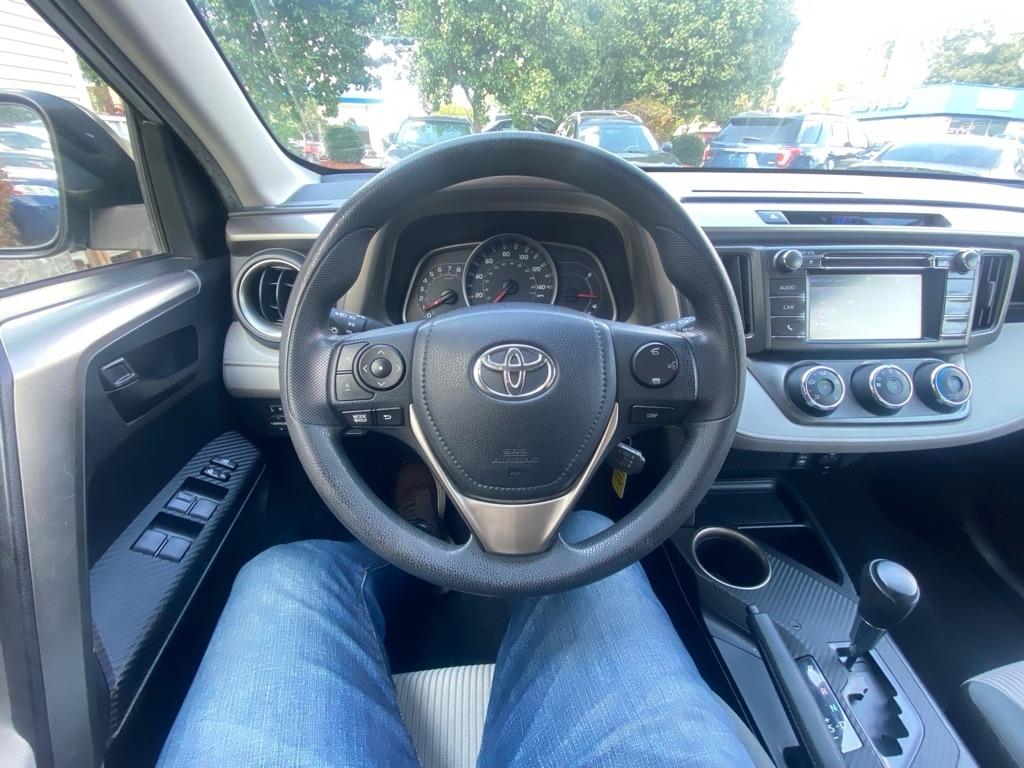Toyota RAV4  2014