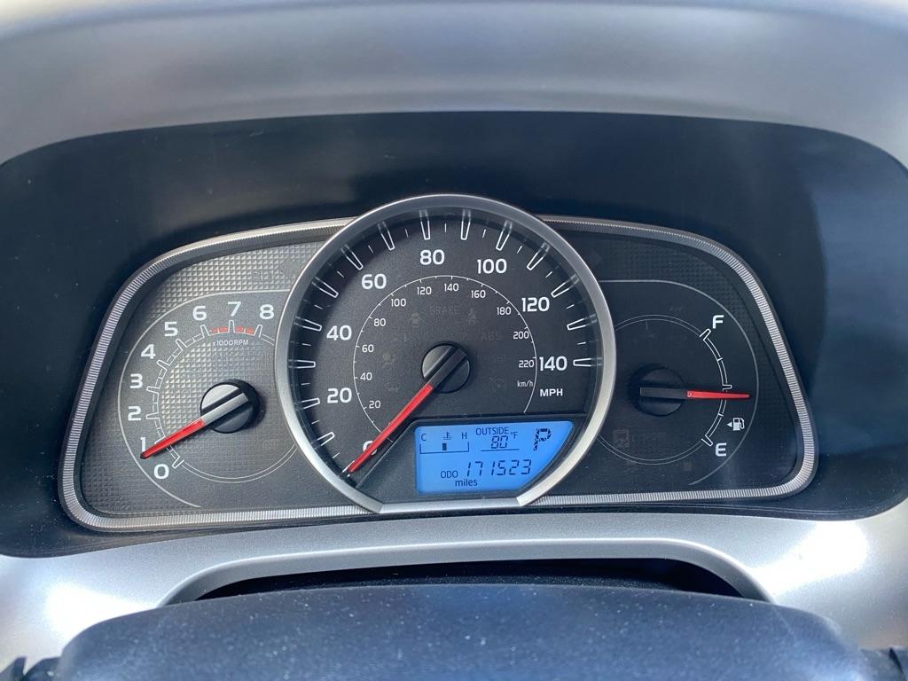 Toyota RAV4  2014