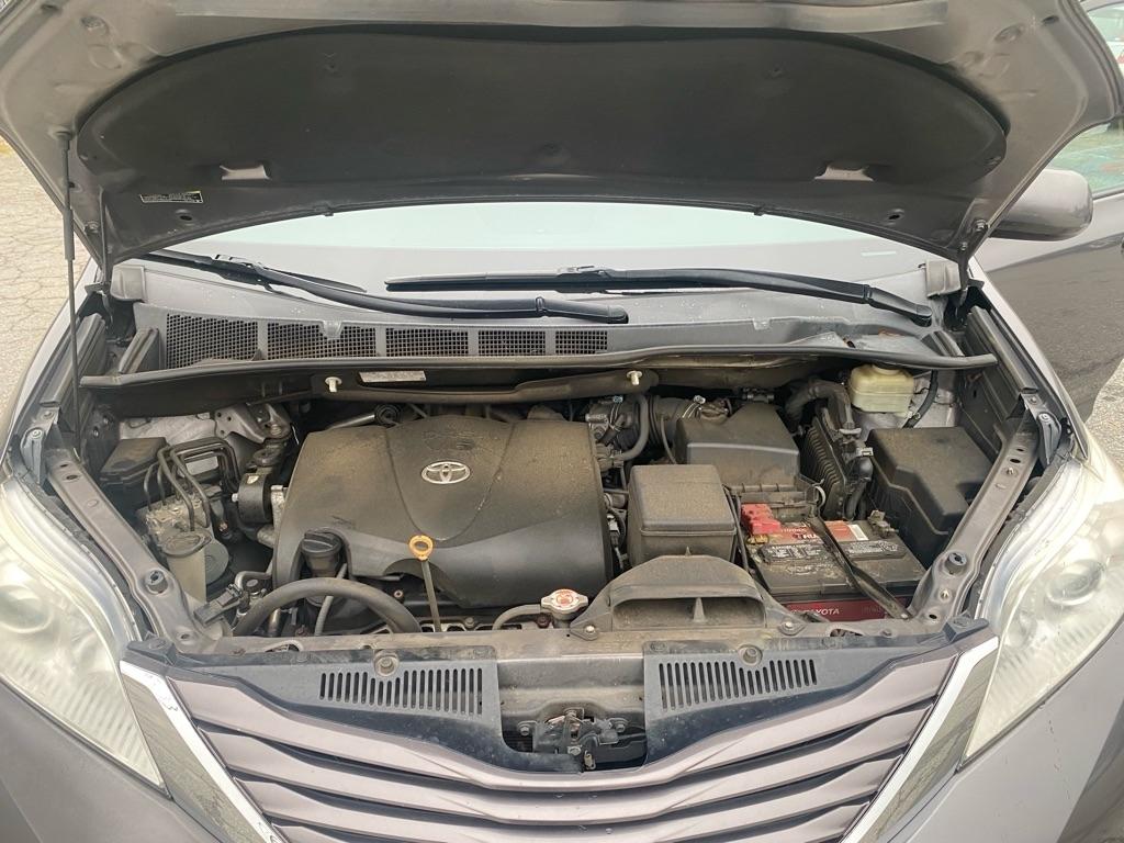 Toyota Sienna  2017
