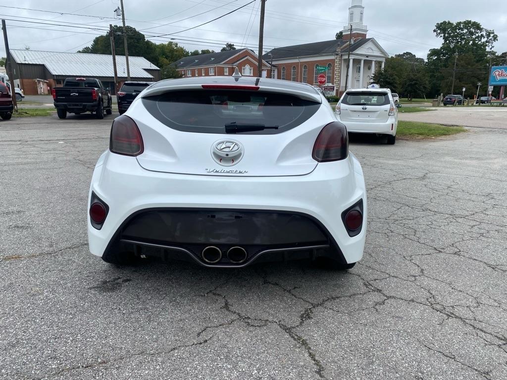 Hyundai Veloster  2016