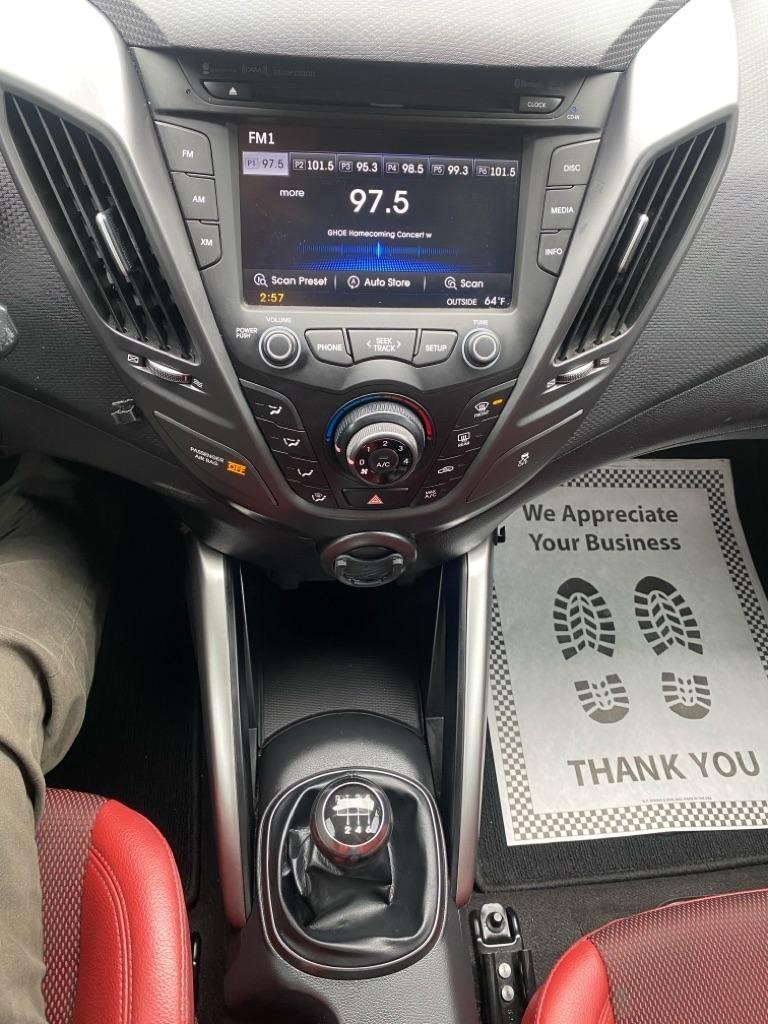 Hyundai Veloster  2016