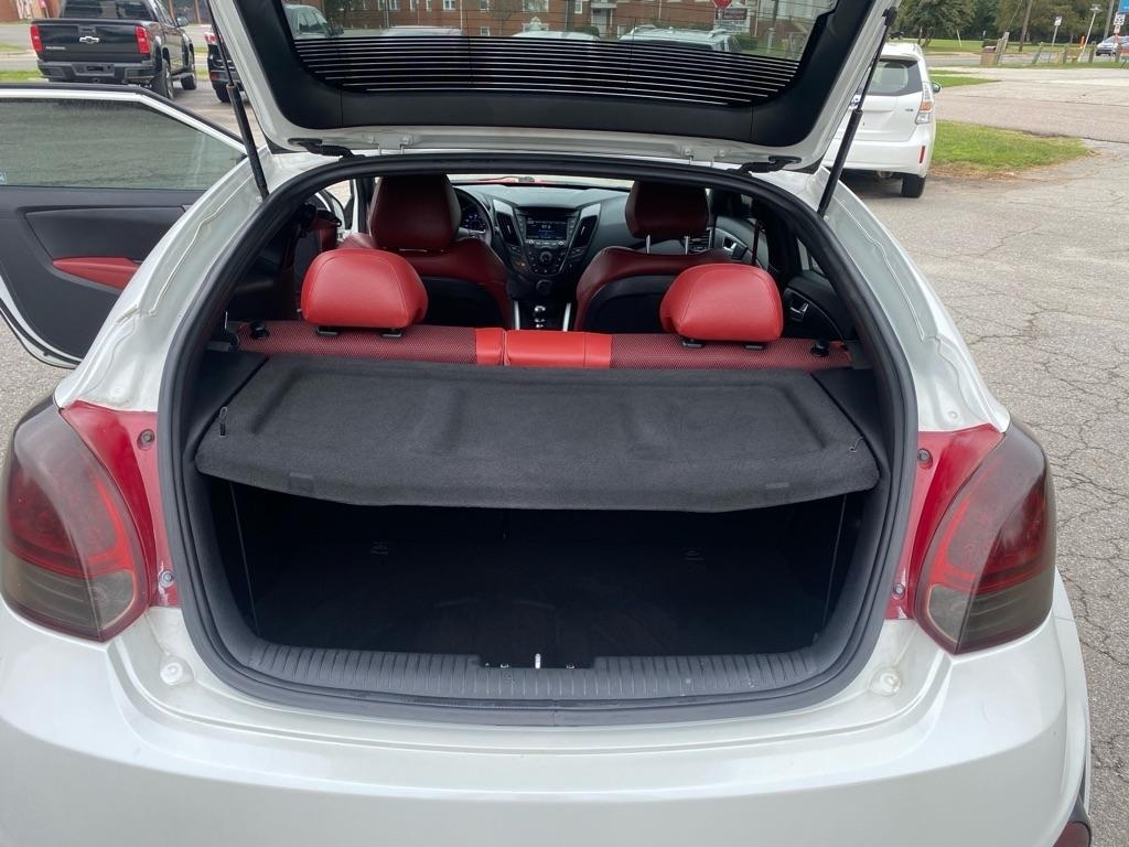 Hyundai Veloster  2016