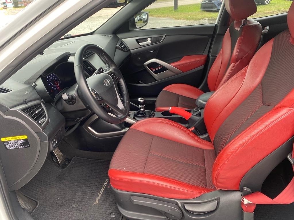 Hyundai Veloster  2016