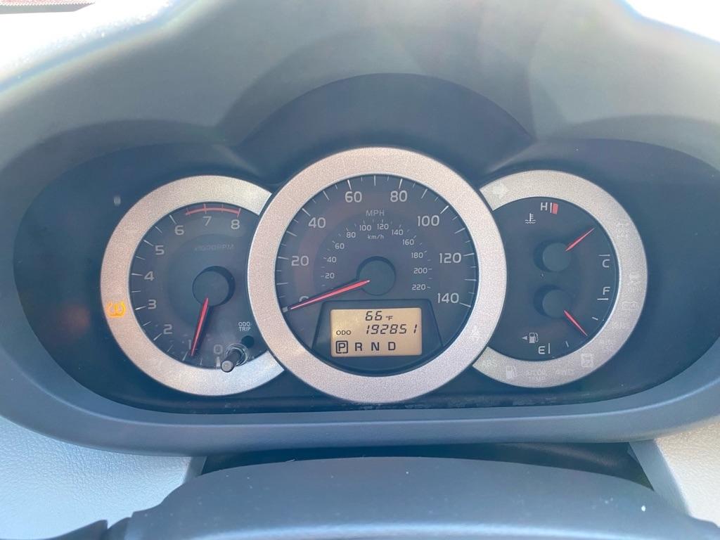 Toyota RAV4  2010