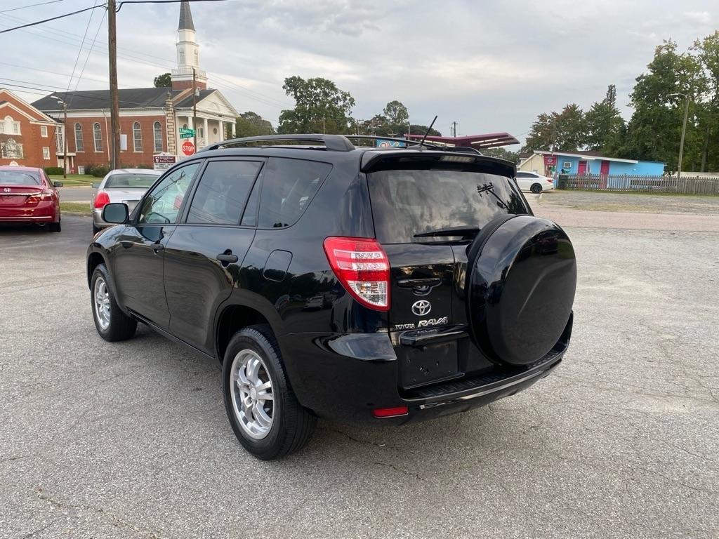 Toyota RAV4  2010