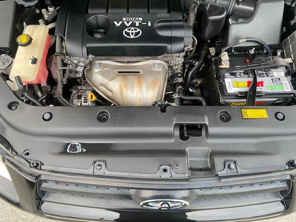 Toyota RAV4  2010
