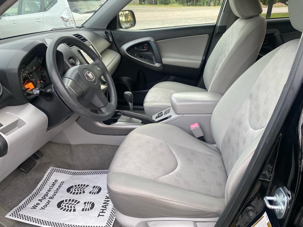 Toyota RAV4  2010