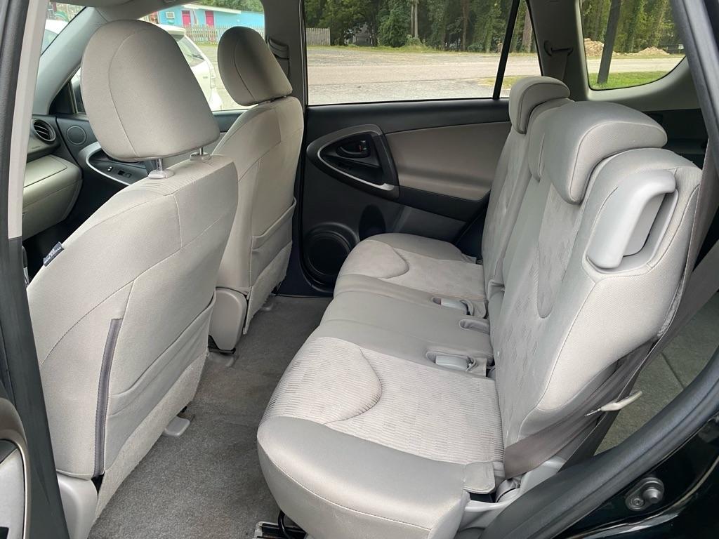 Toyota RAV4  2010