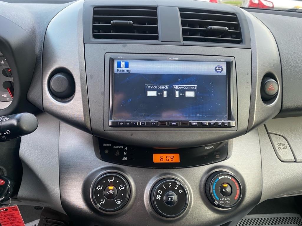 Toyota RAV4  2010