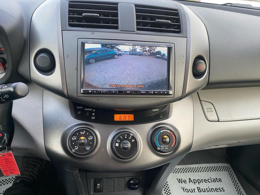 Toyota RAV4  2010