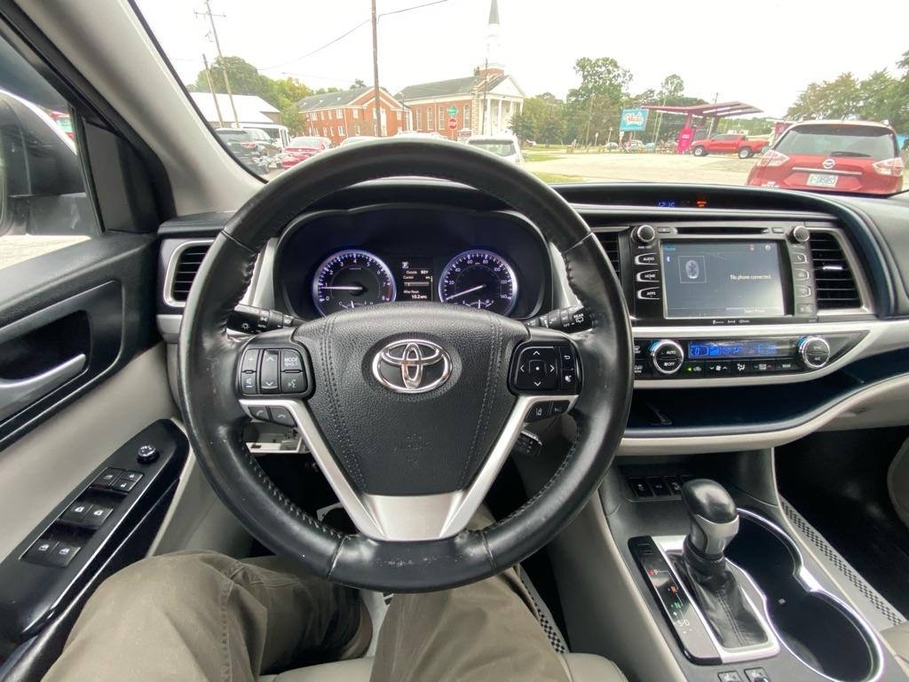 Toyota Highlander  2018