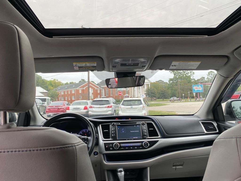 Toyota Highlander  2018